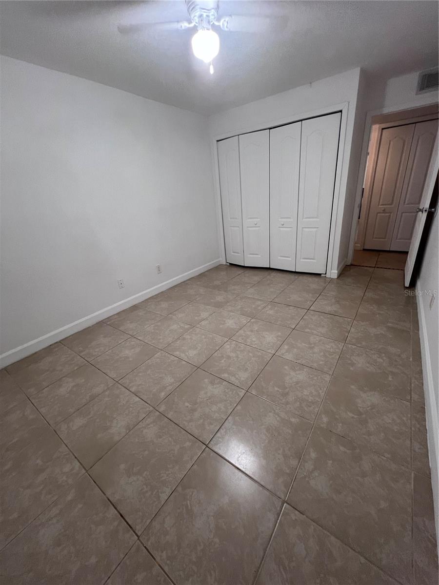 THE HAMPTONS AT BRANDON A CONDO - Residential