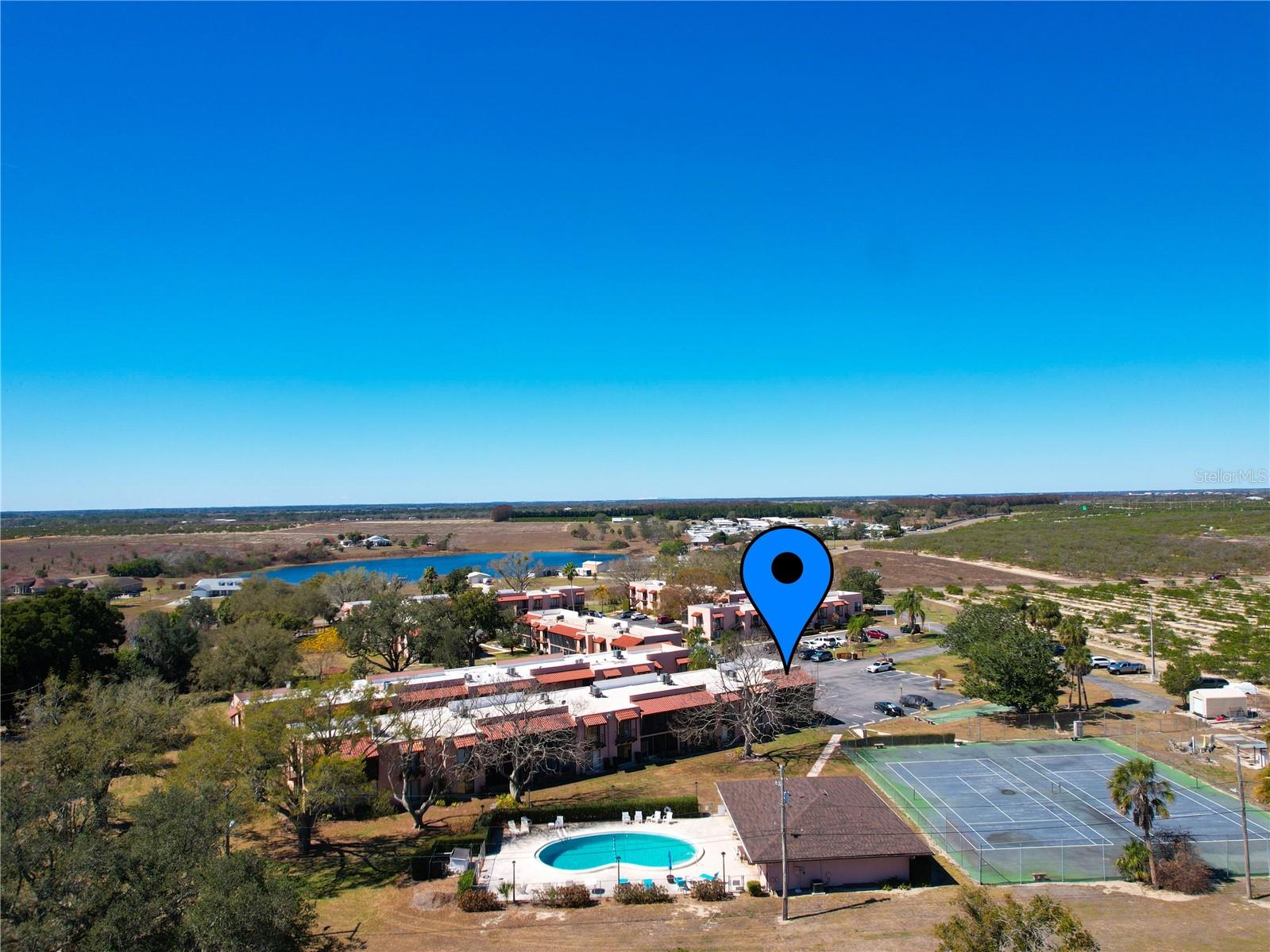 LA CASA CONDO - Residential