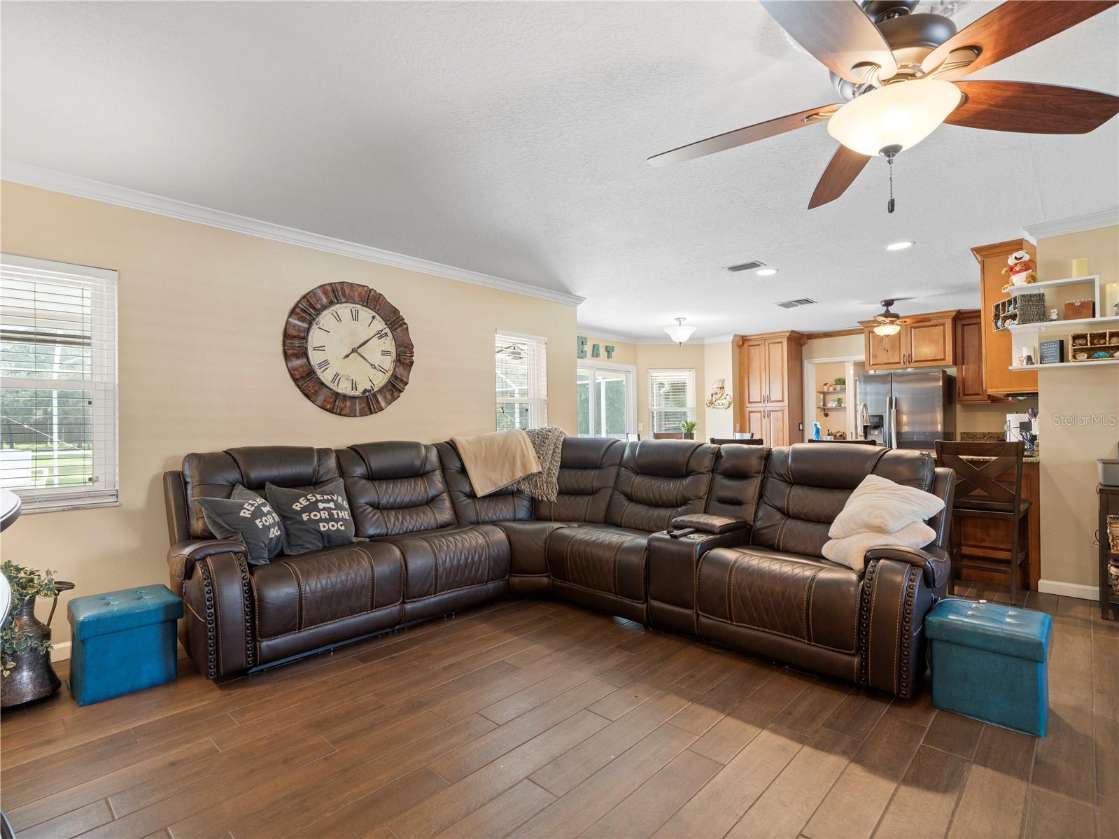 THE HIGHLANDS - Residential