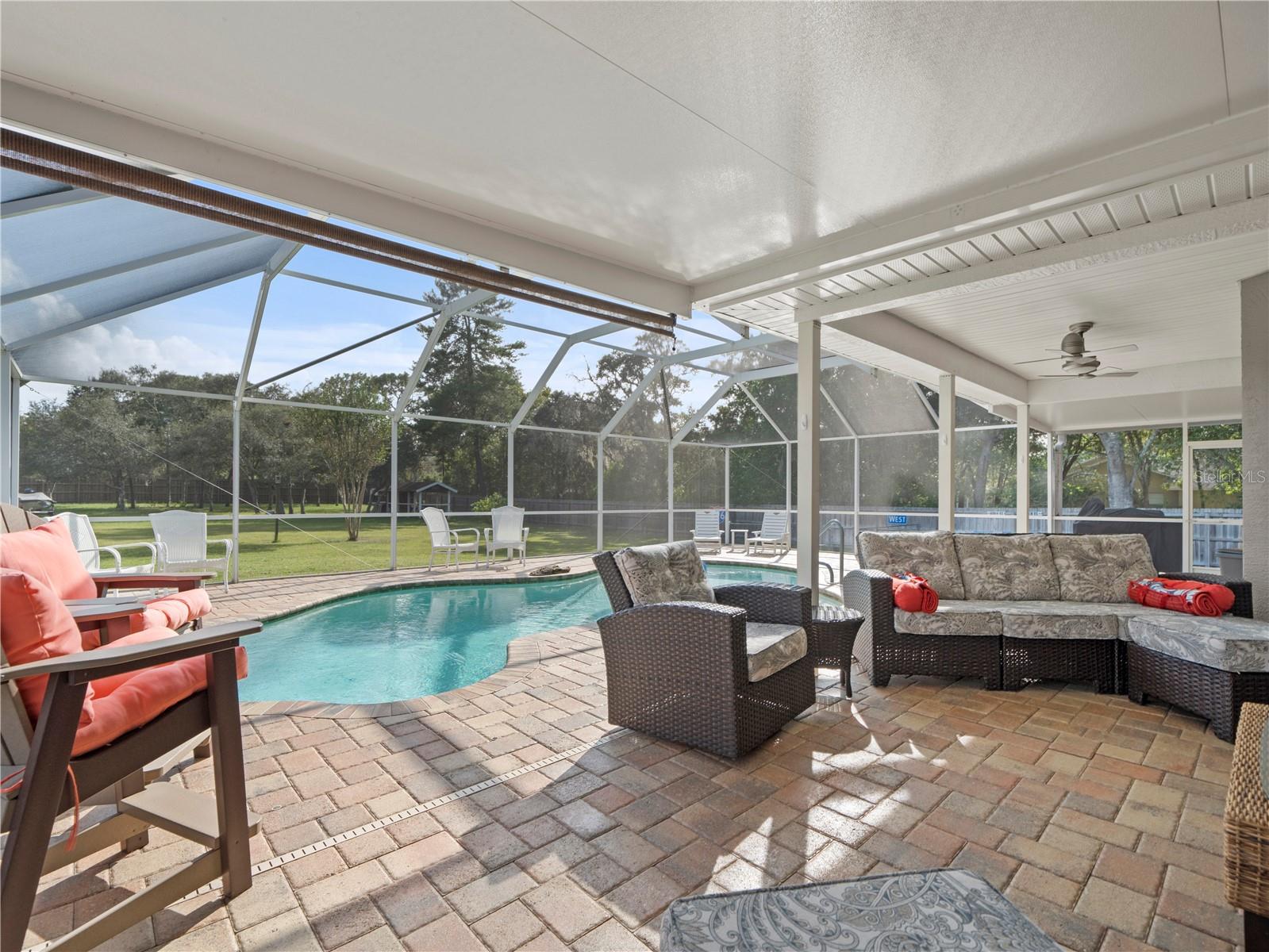 THE HIGHLANDS - Residential