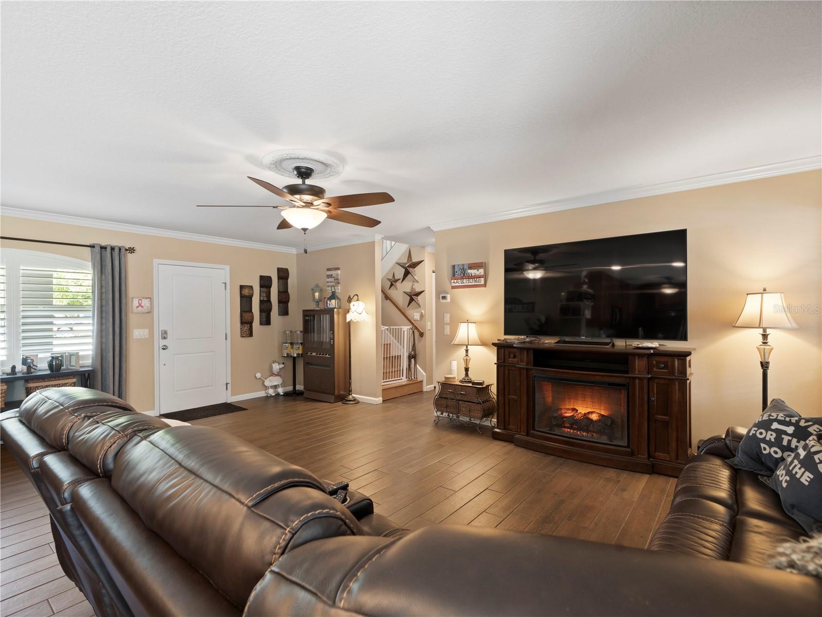 THE HIGHLANDS - Residential