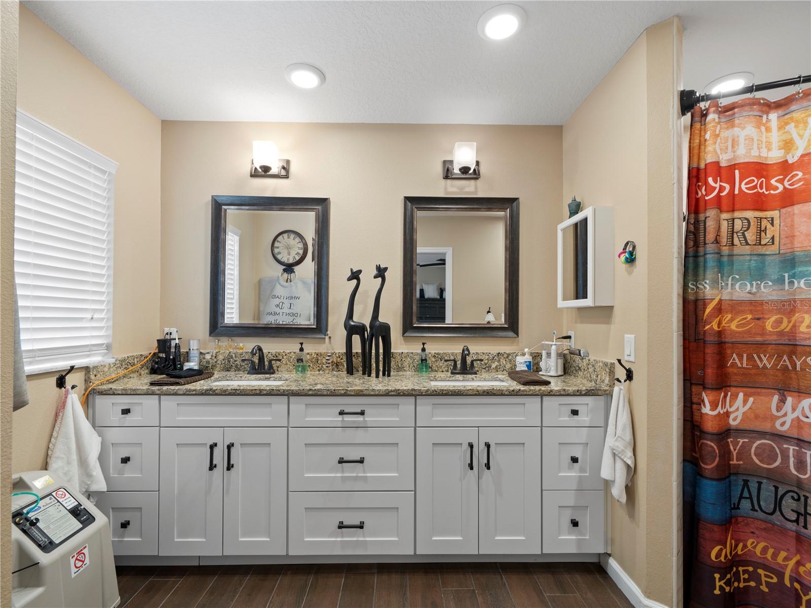 THE HIGHLANDS - Residential