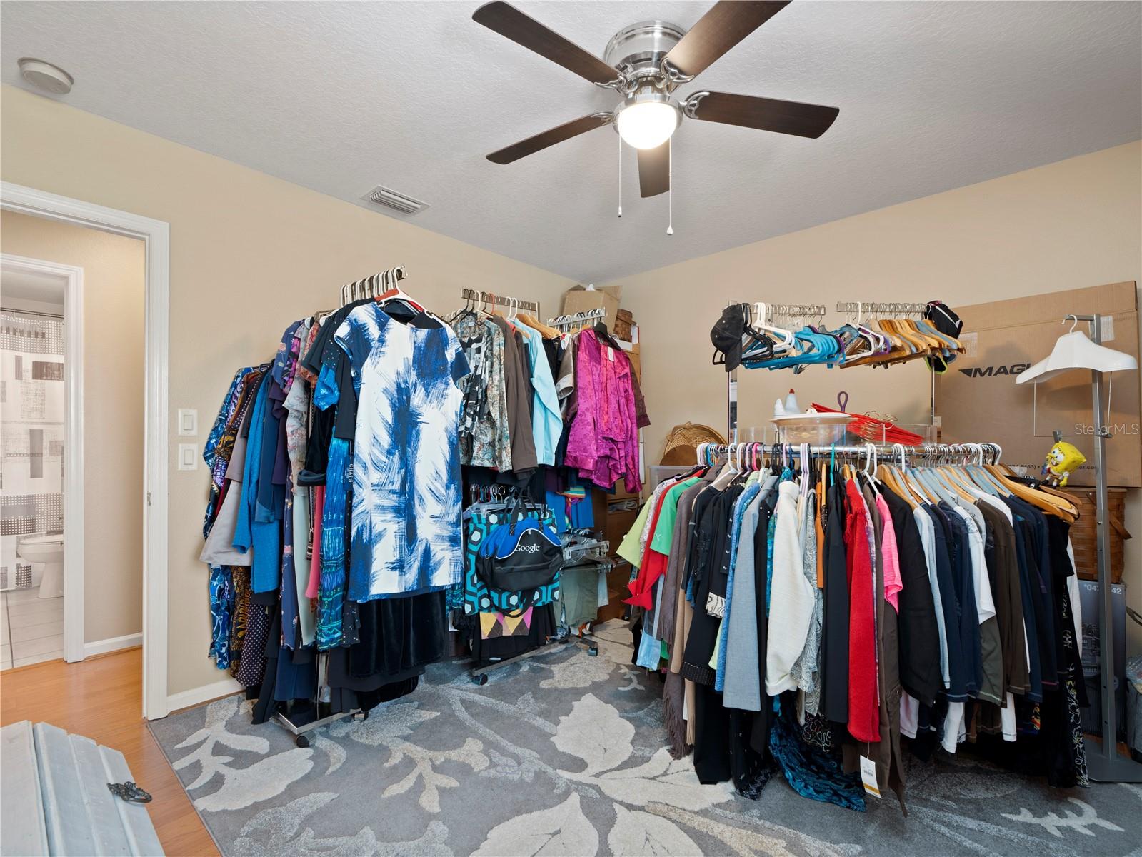 THE HIGHLANDS - Residential