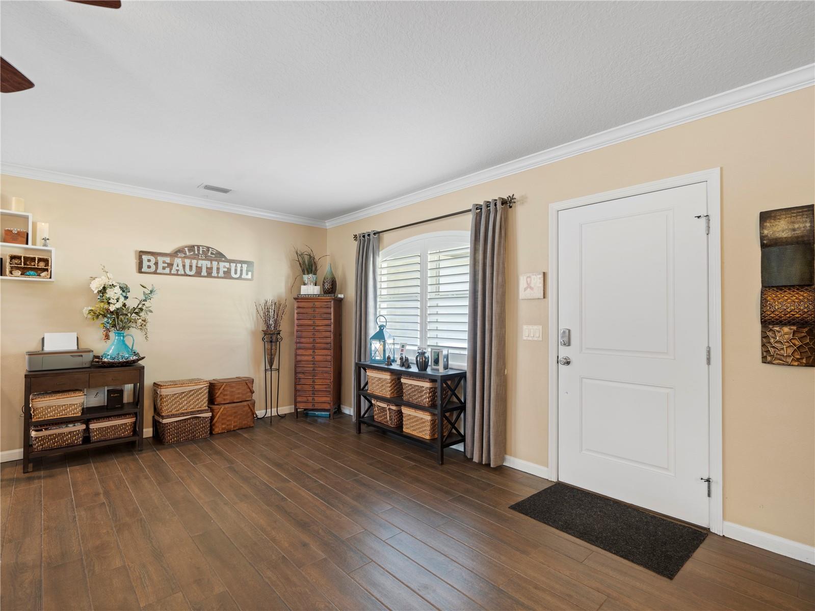 THE HIGHLANDS - Residential