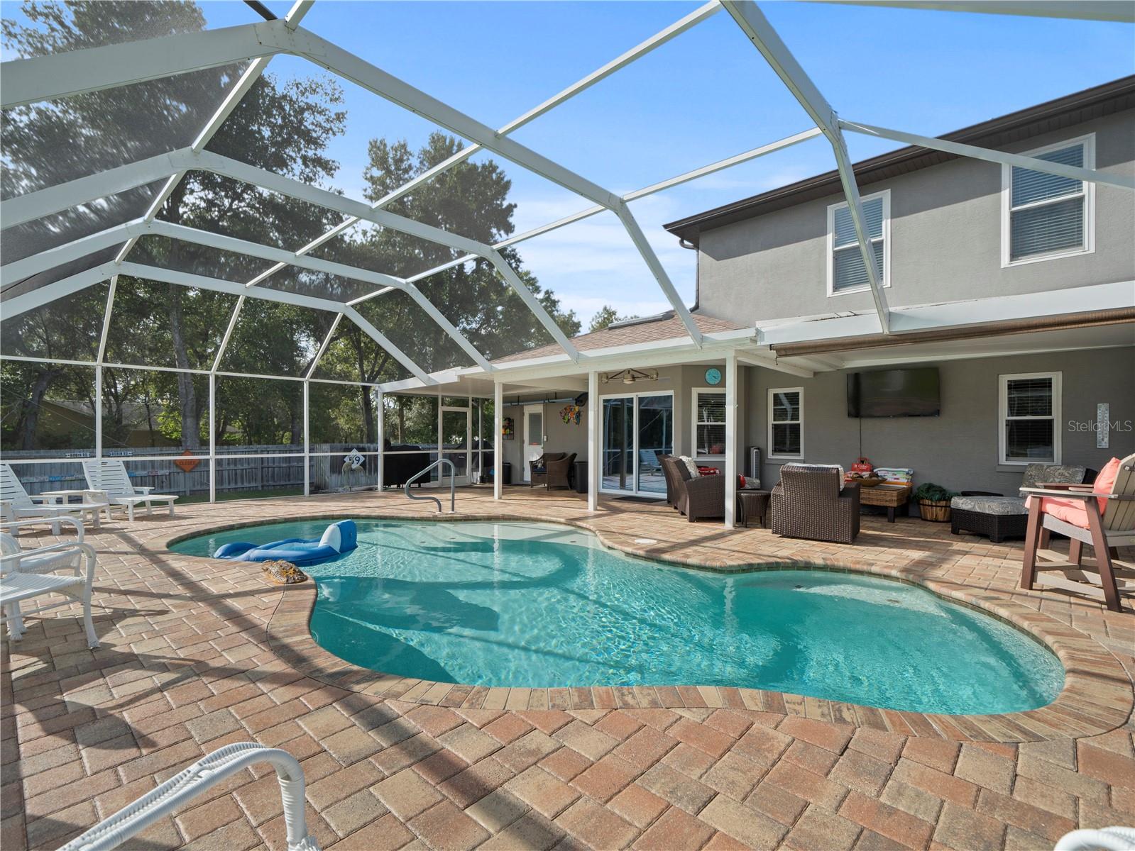 THE HIGHLANDS - Residential