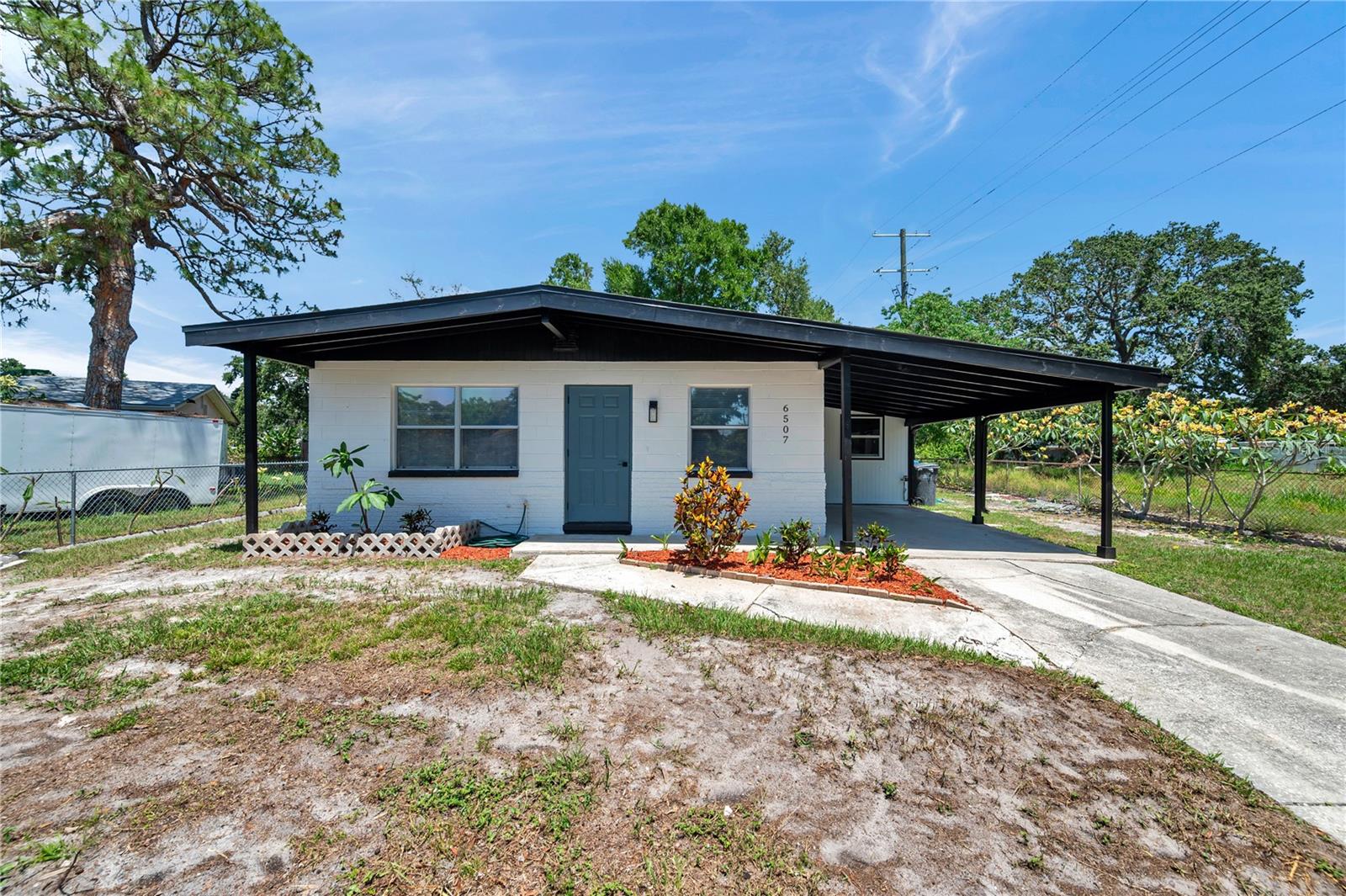 6507 LA MESA CIRCLE