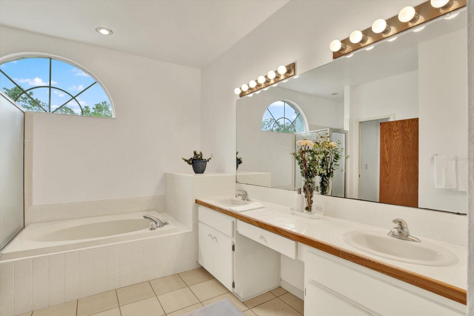 BRIDLEWOOD AT TARPON WOODS PH II - Residential