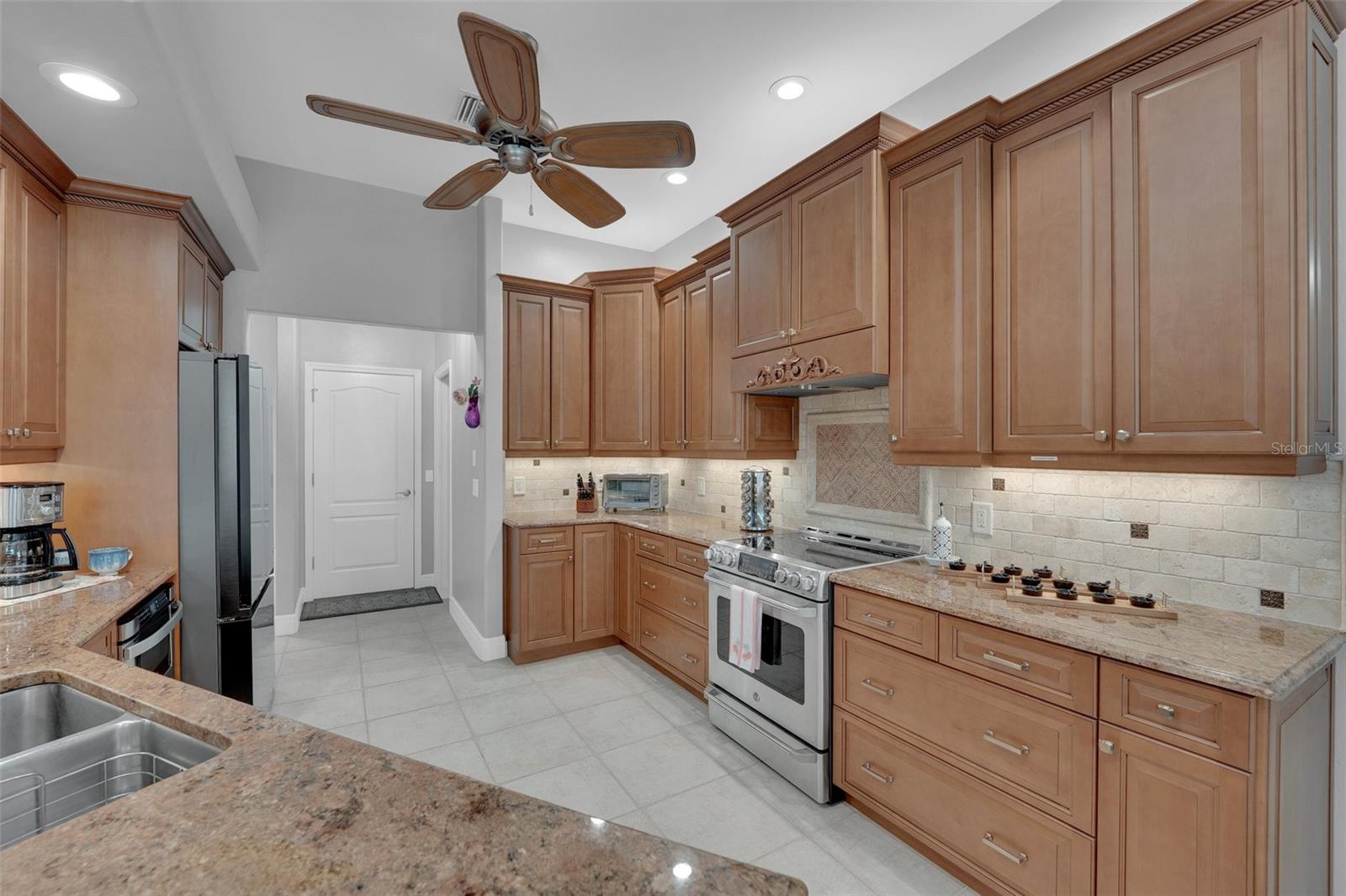 PUNTA GORDA ISLES SEC 12 - Residential Lease