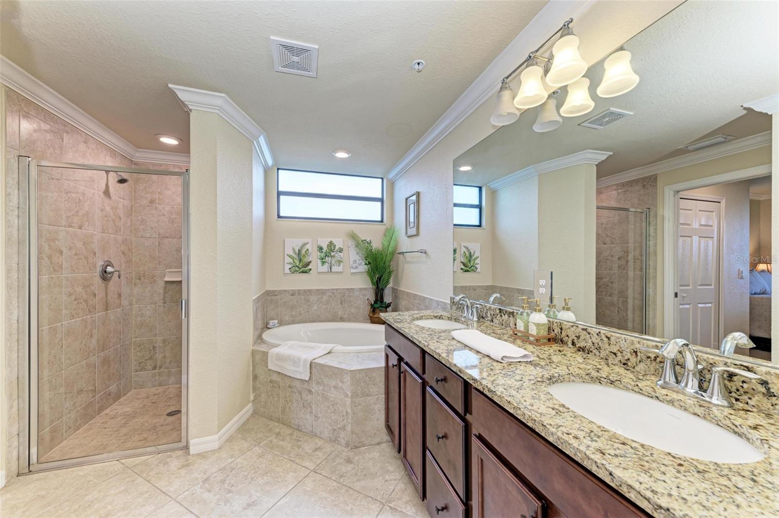 VERANDA I AT LAKEWOOD NATIONAL PH 1 - Residential Lease