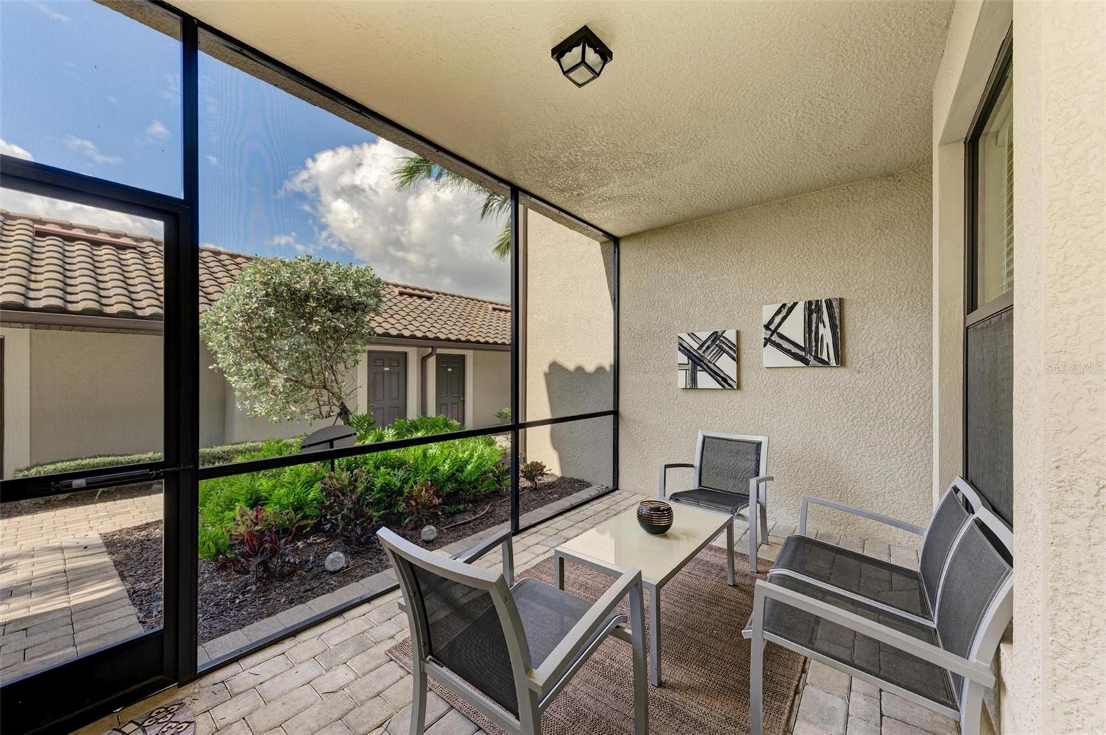 VERANDA I AT LAKEWOOD NATIONAL PH 1 - Residential Lease