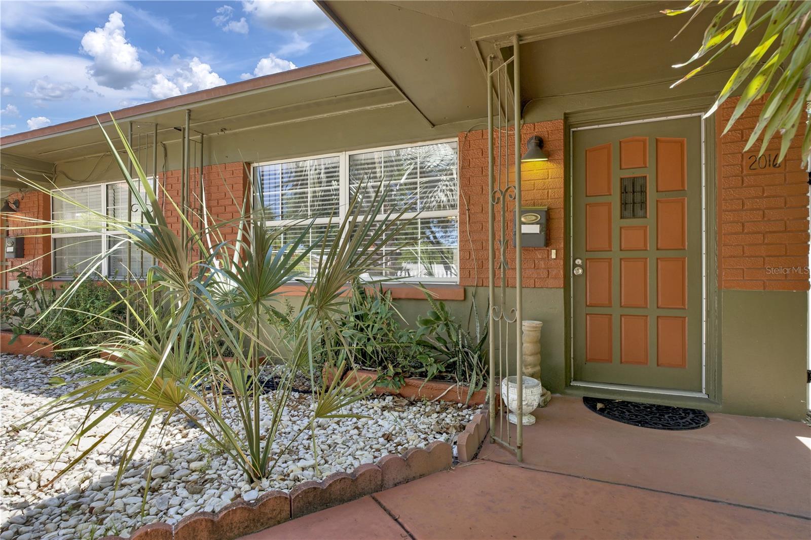 MICHAELS SUB - Residential Lease