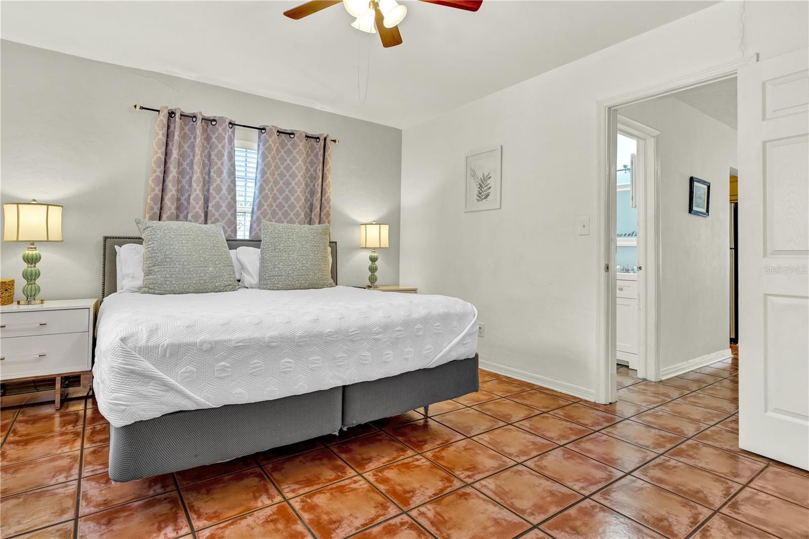 MICHAELS SUB - Residential Lease