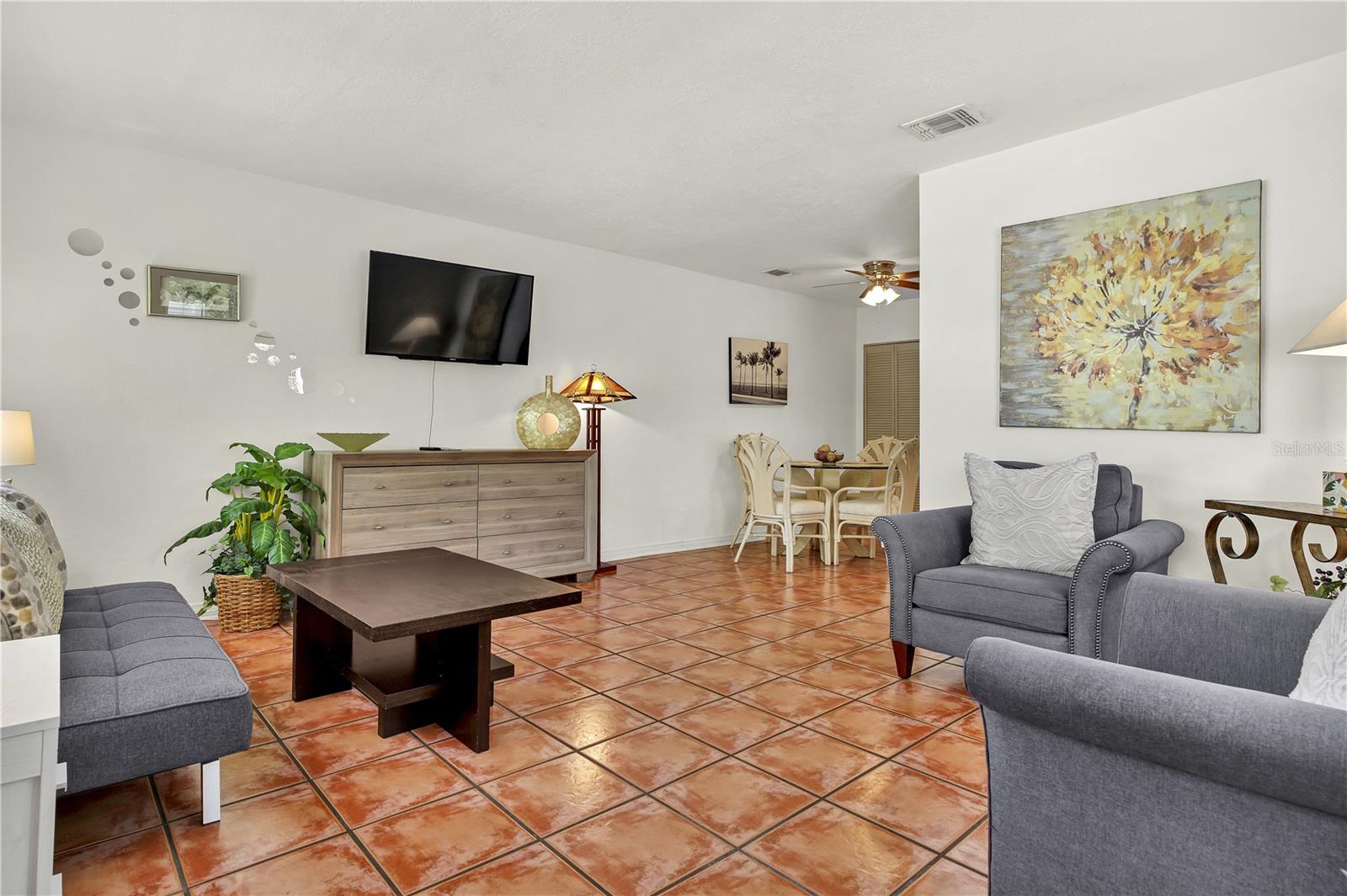 MICHAELS SUB - Residential Lease