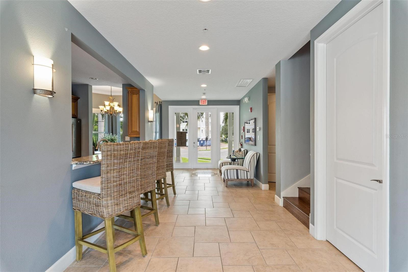 PALMA SOLA BAY CLUB - Residential