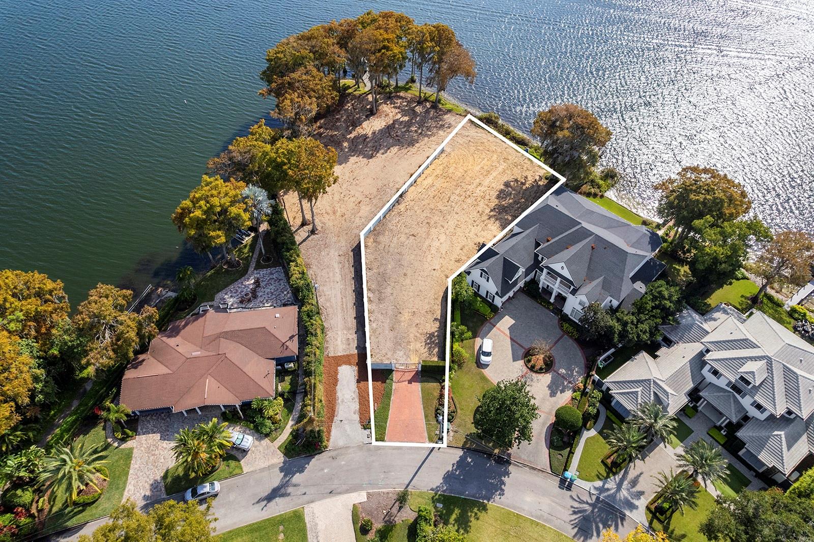 125 WHITECAPS CIRCLE