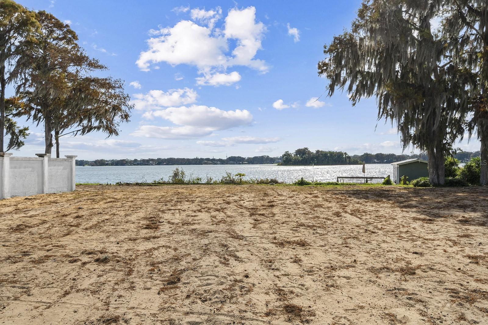 125 WHITECAPS CIRCLE