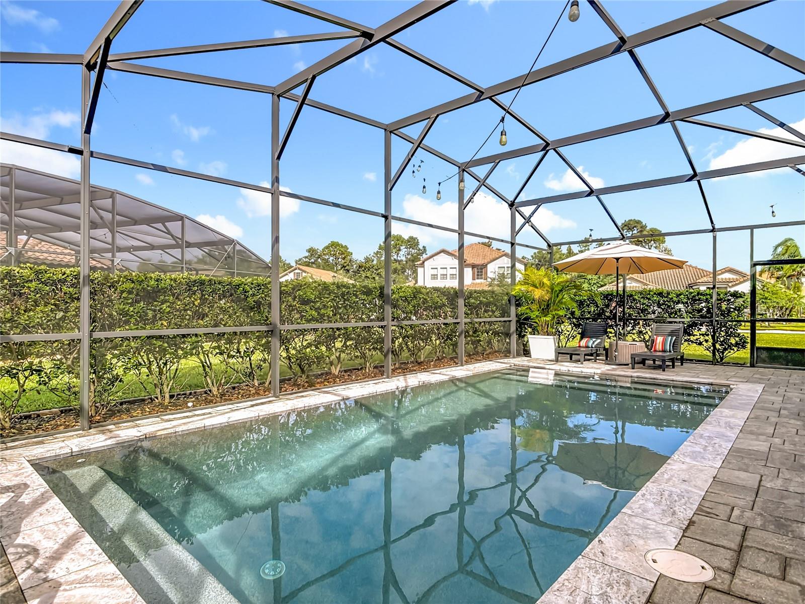 RIVIERA BELLA - Residential