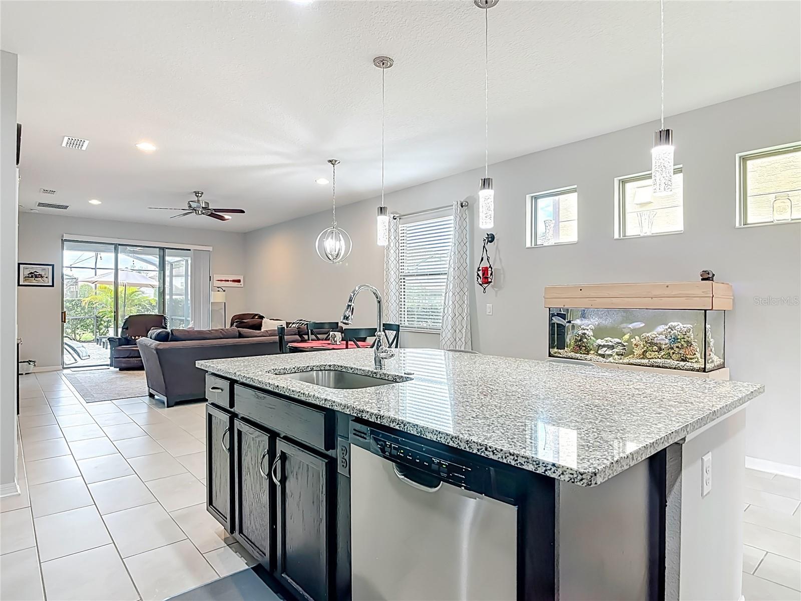 RIVIERA BELLA - Residential