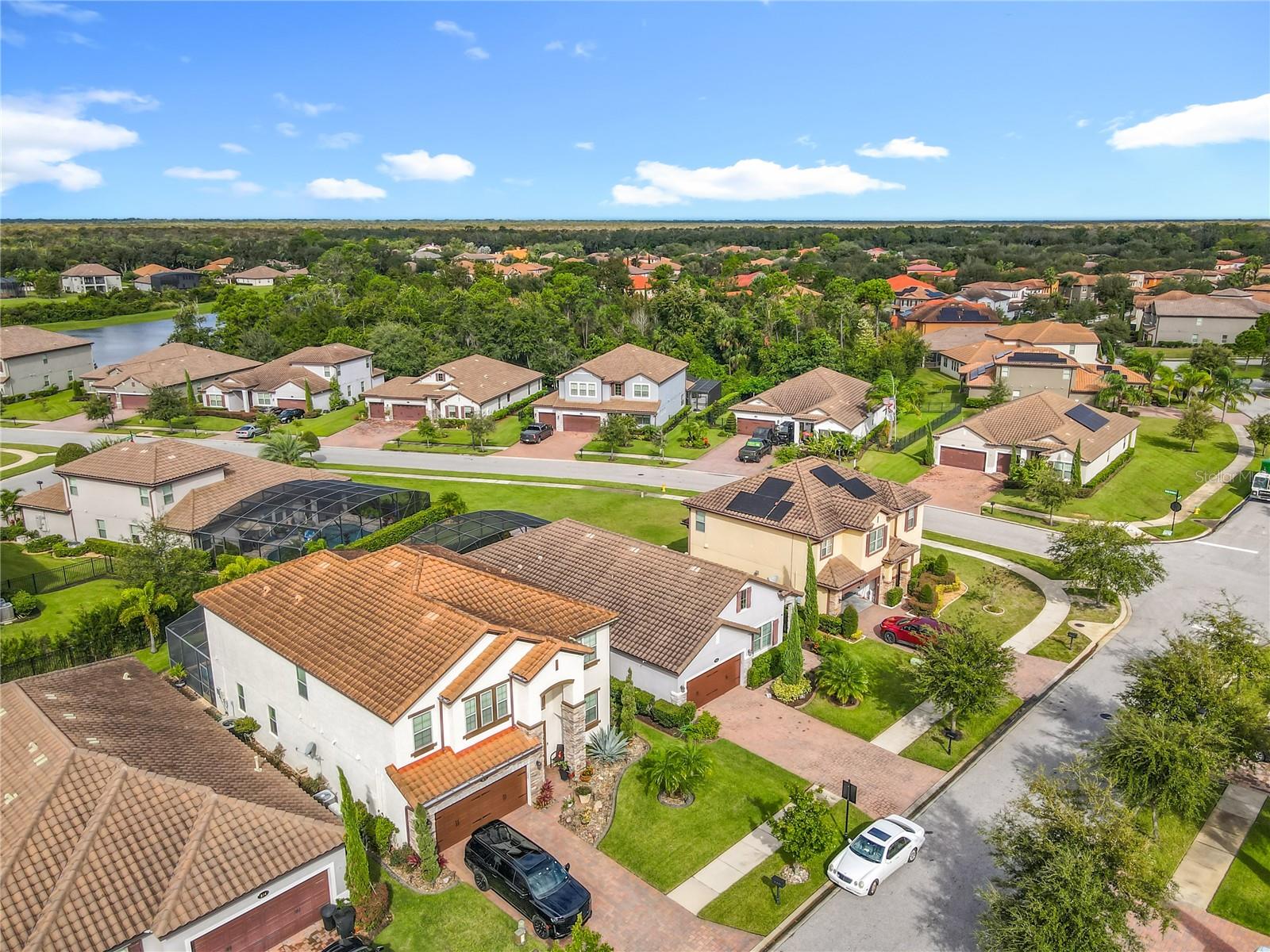 RIVIERA BELLA - Residential