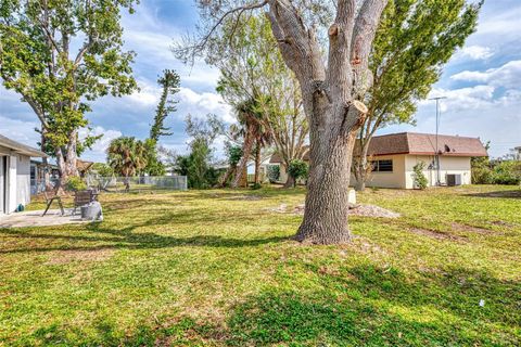 A home in PORT CHARLOTTE