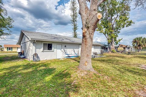 A home in PORT CHARLOTTE