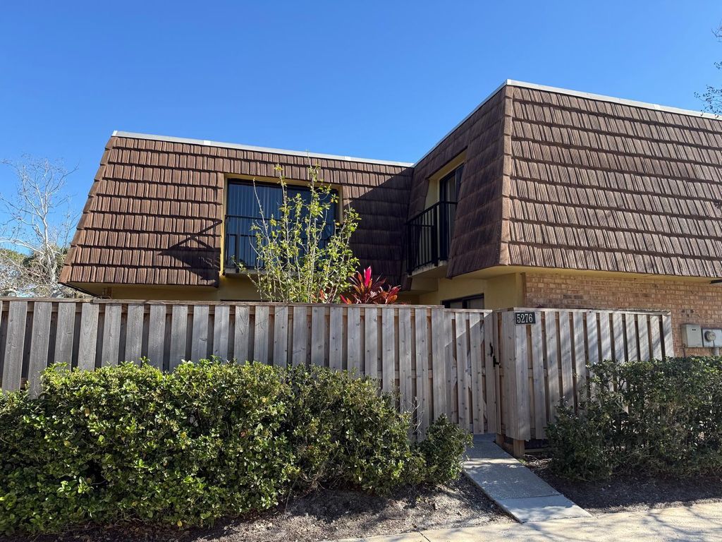 Photo of 5276 Middle Court #115, Orlando, FL 32811 (MLS # O6376026)