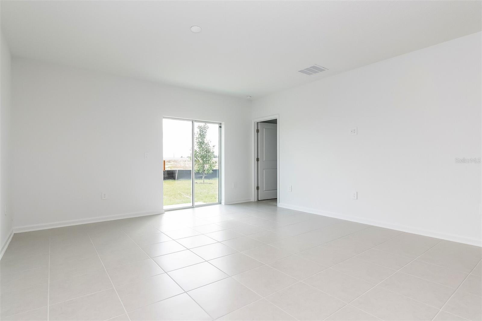 CROSSWINDS EAST PH 1 - Residential Lease