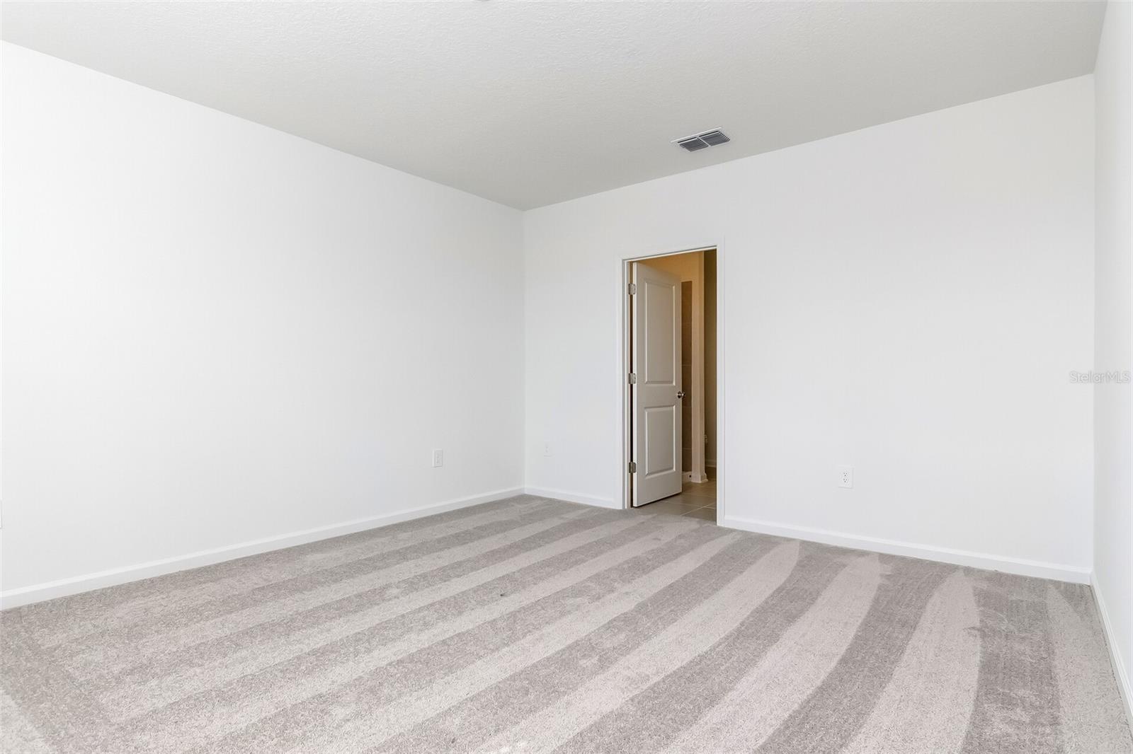 CROSSWINDS EAST PH 1 - Residential Lease