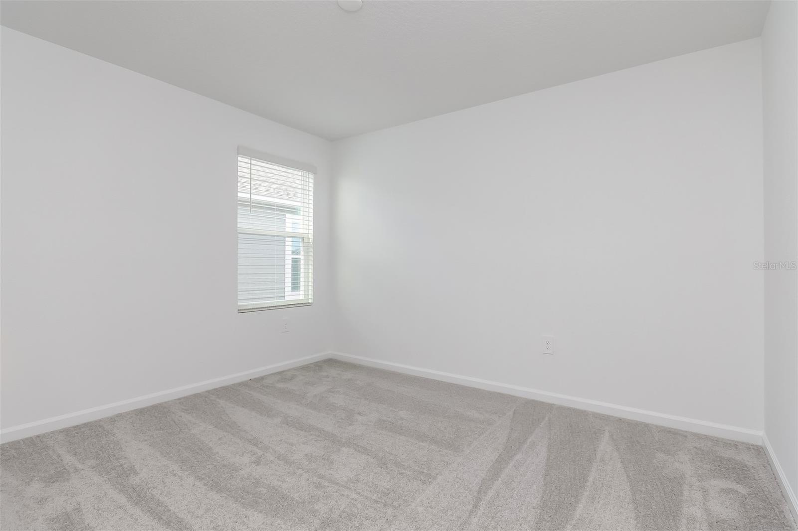 CROSSWINDS EAST PH 1 - Residential Lease