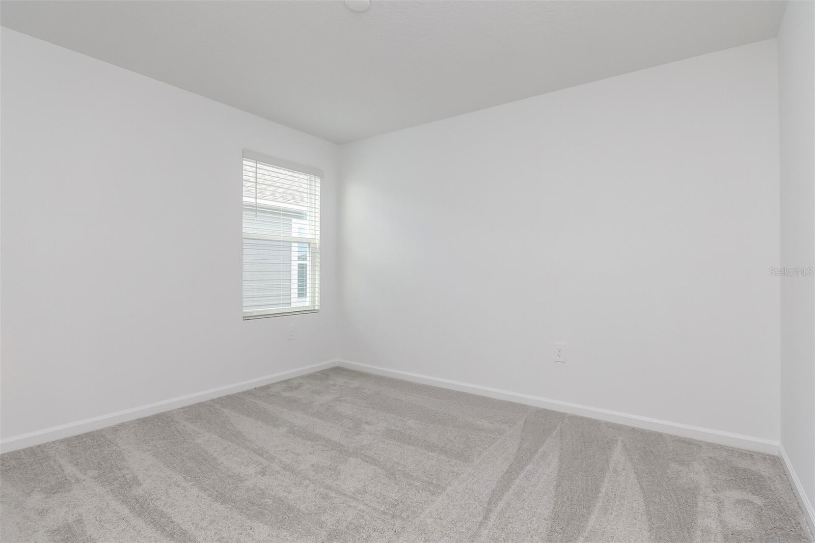 CROSSWINDS EAST PH 1 - Residential Lease