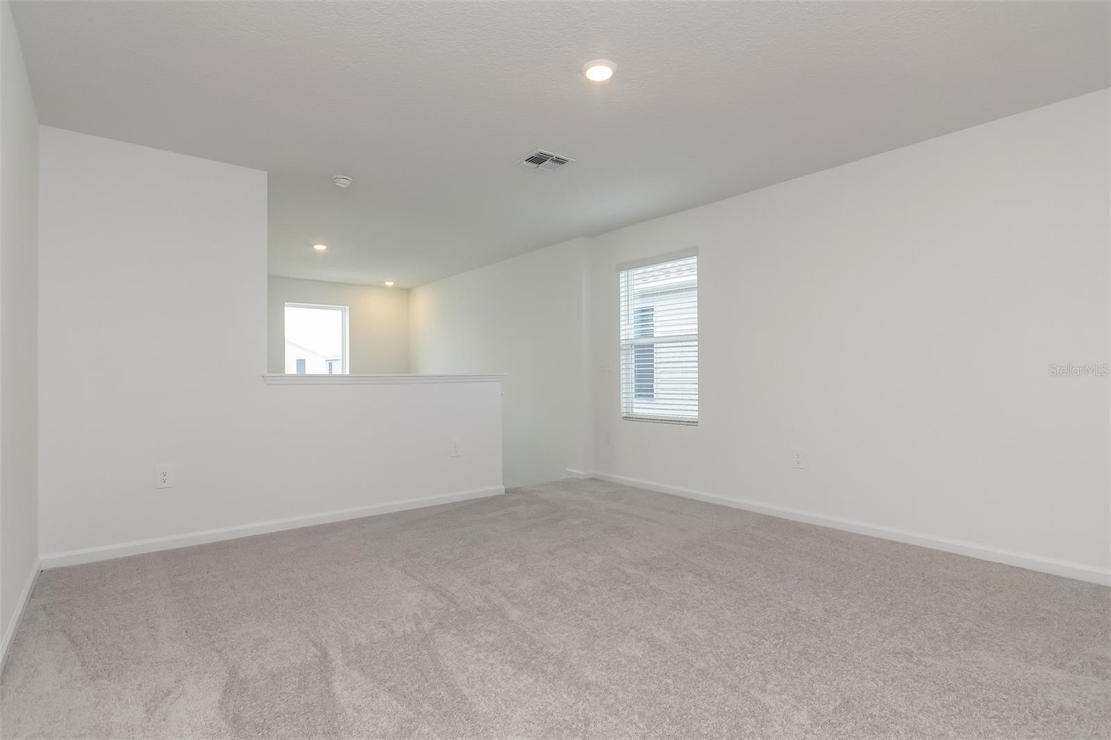 CROSSWINDS EAST PH 1 - Residential Lease