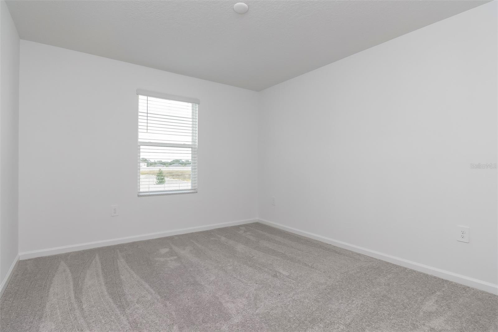 CROSSWINDS EAST PH 1 - Residential Lease