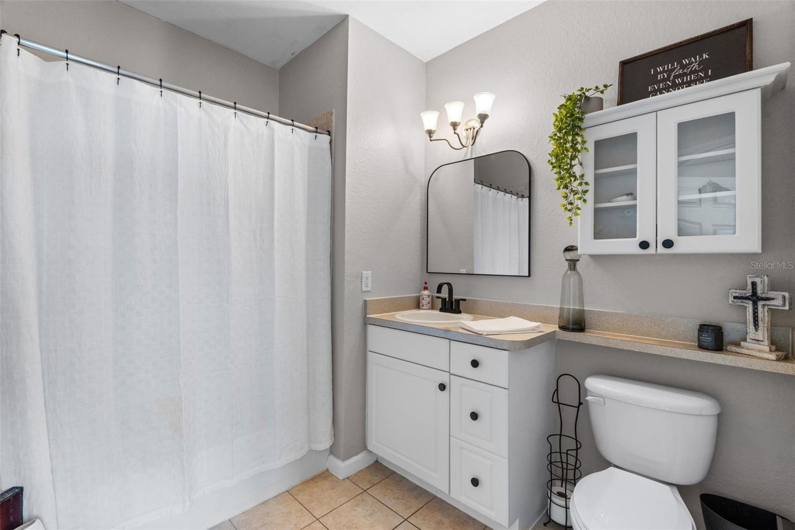 OLD TOWN VLGS - Residential