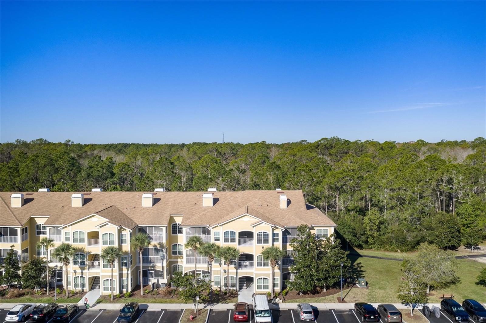 OLD TOWN VLGS - Residential