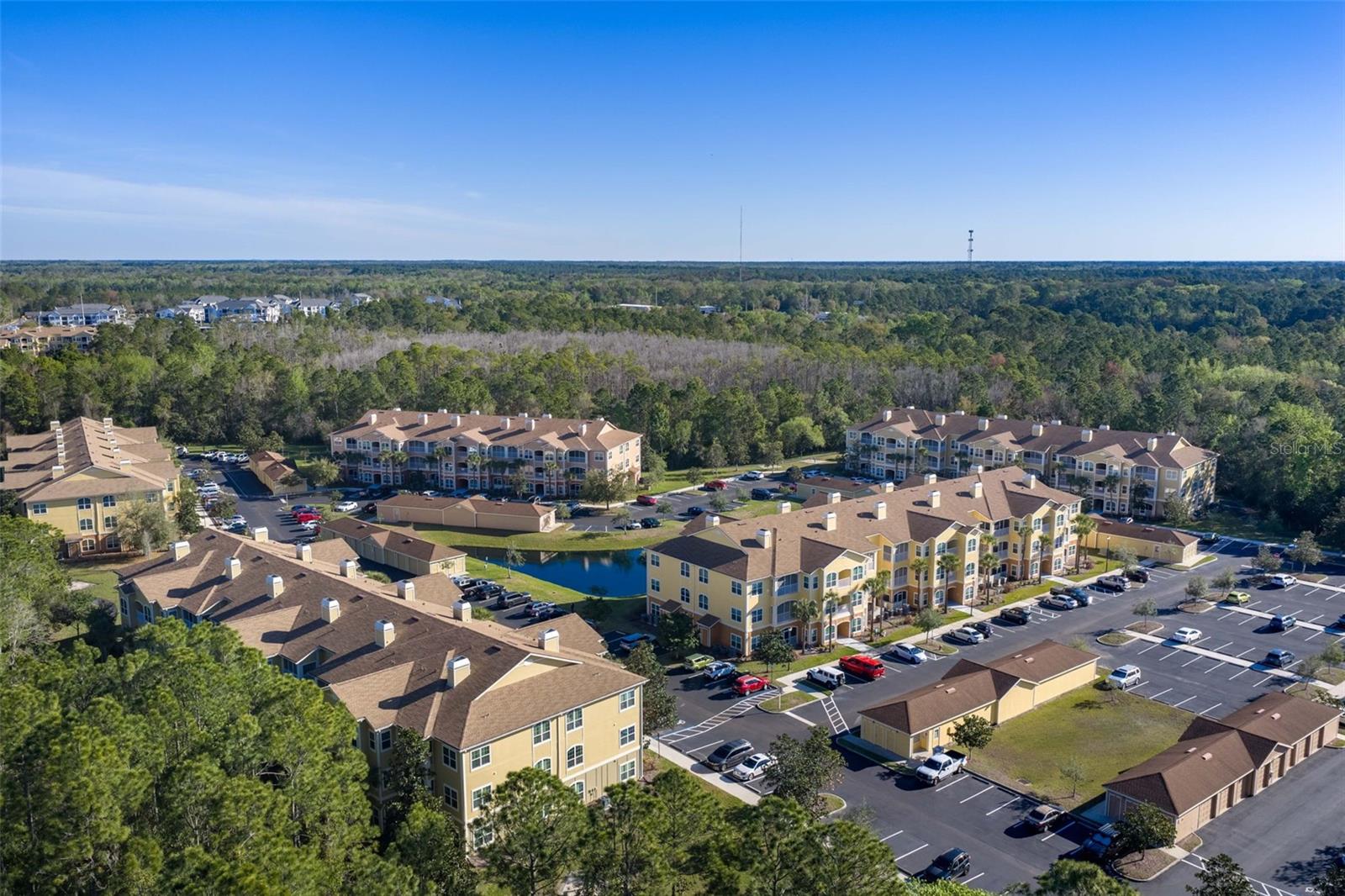 OLD TOWN VLGS - Residential