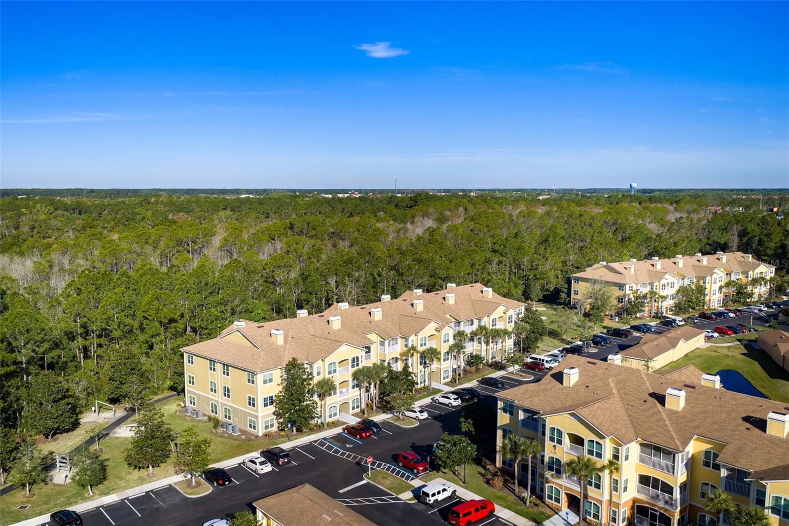 OLD TOWN VLGS - Residential