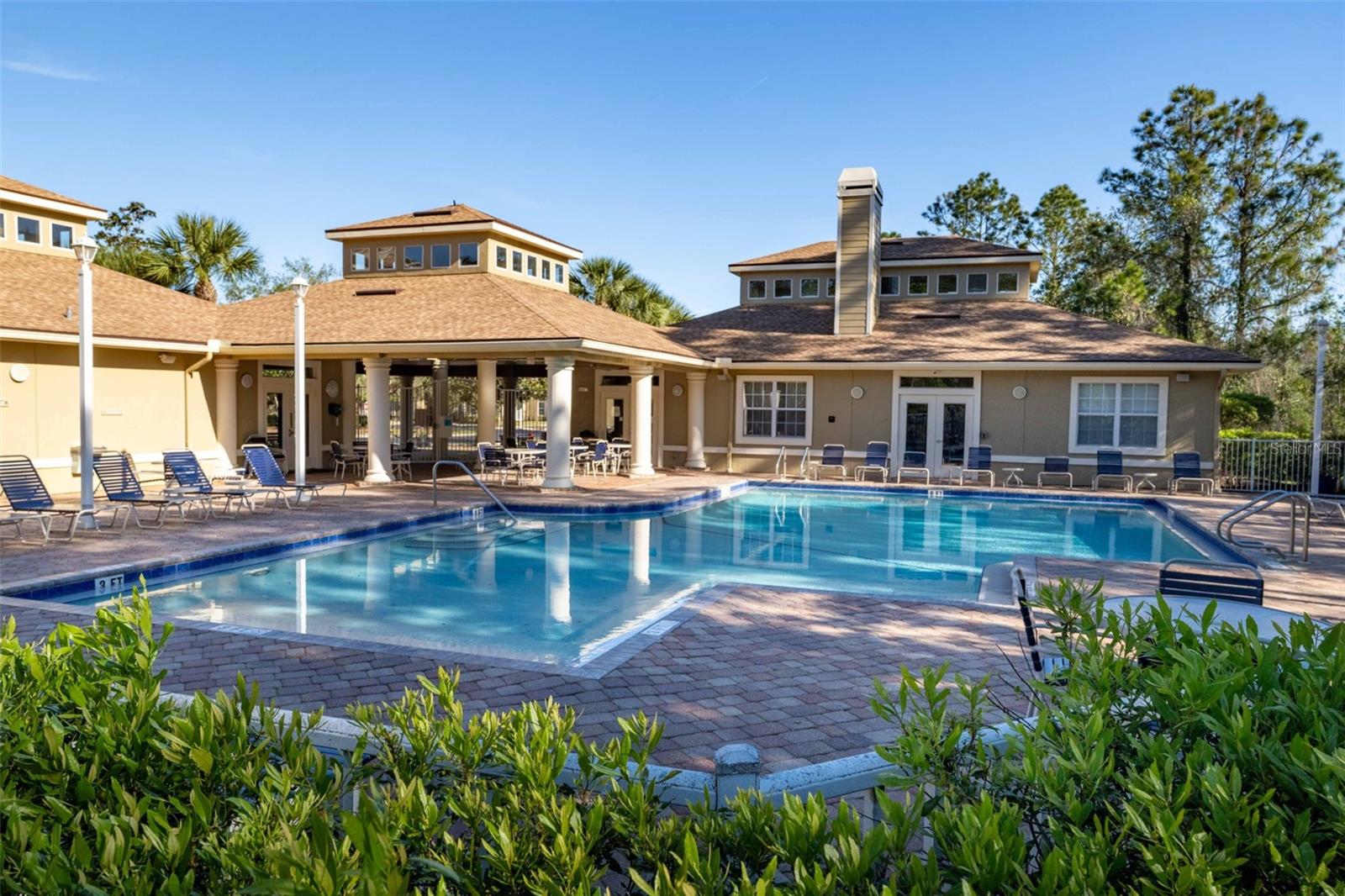 OLD TOWN VLGS - Residential