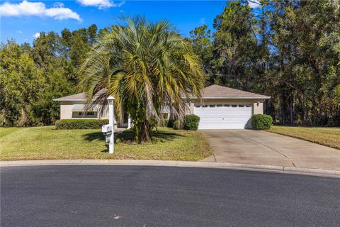 A home in DUNNELLON