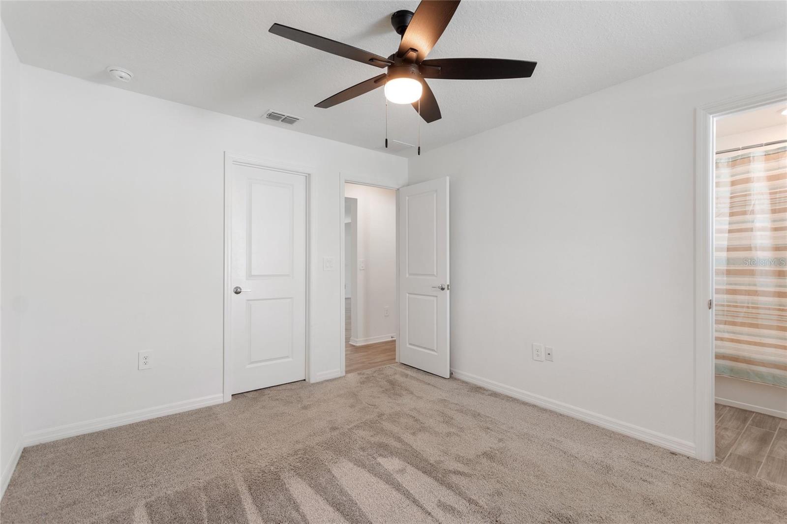 STONEYBROOK HILLSB - Residential Lease