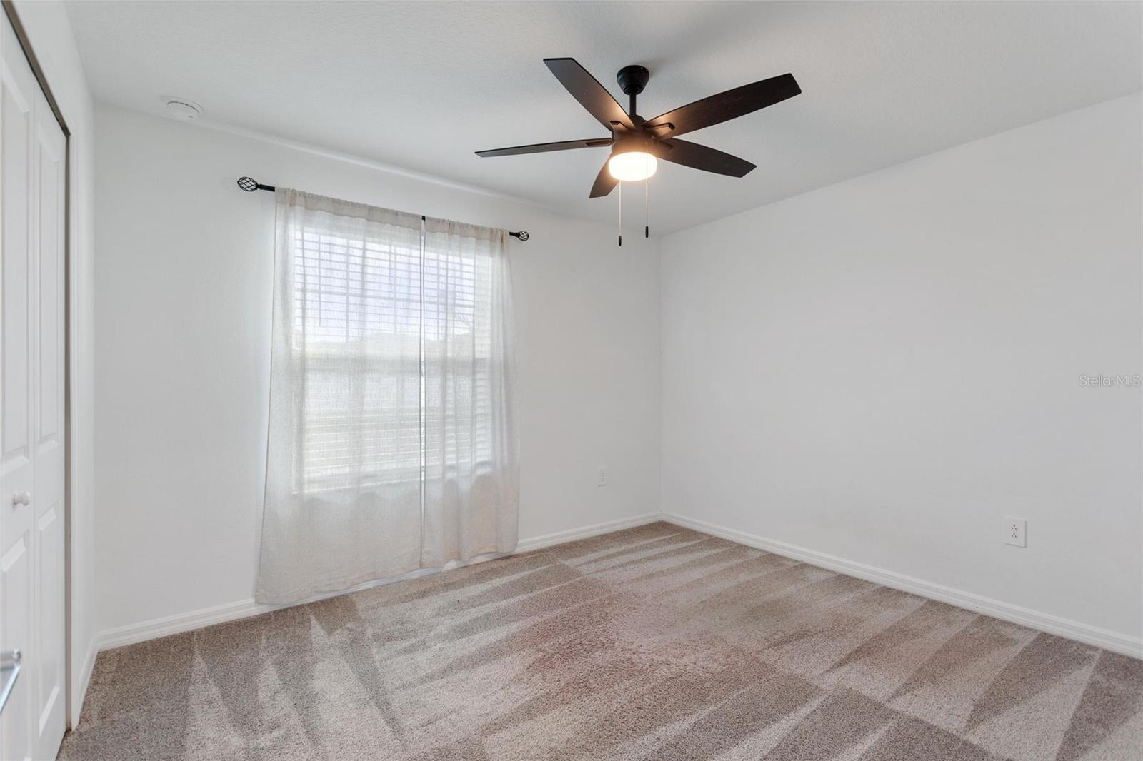 STONEYBROOK HILLSB - Residential Lease