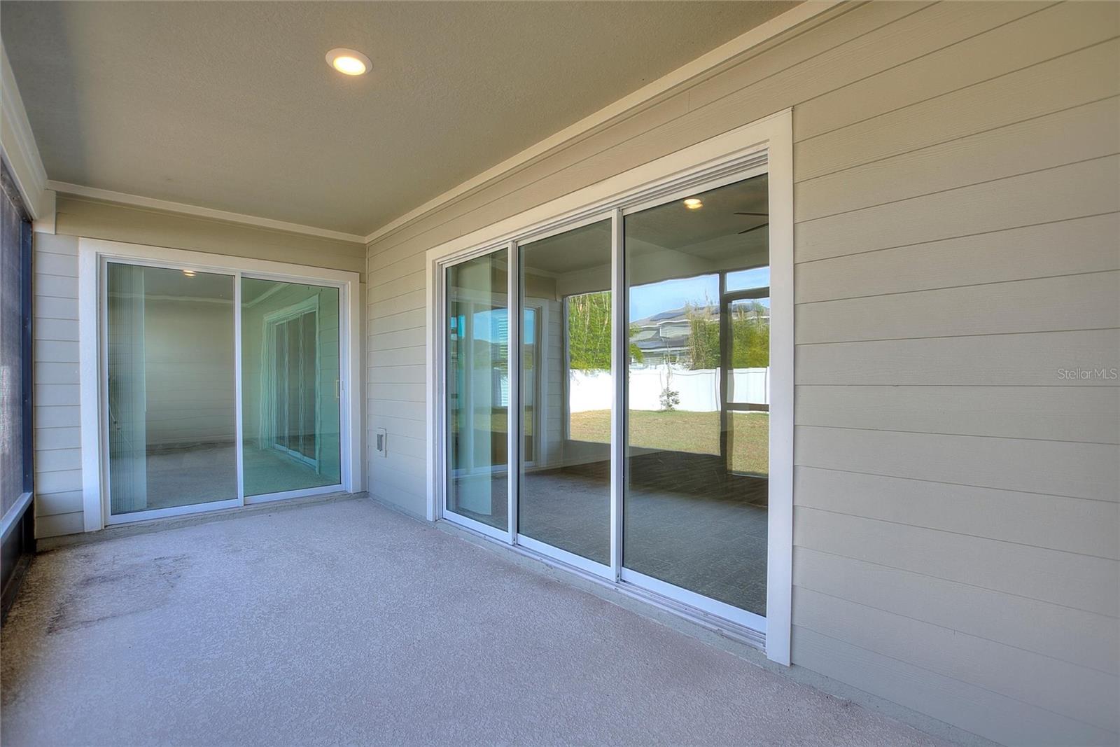 STONEYBROOK HILLSB - Residential Lease