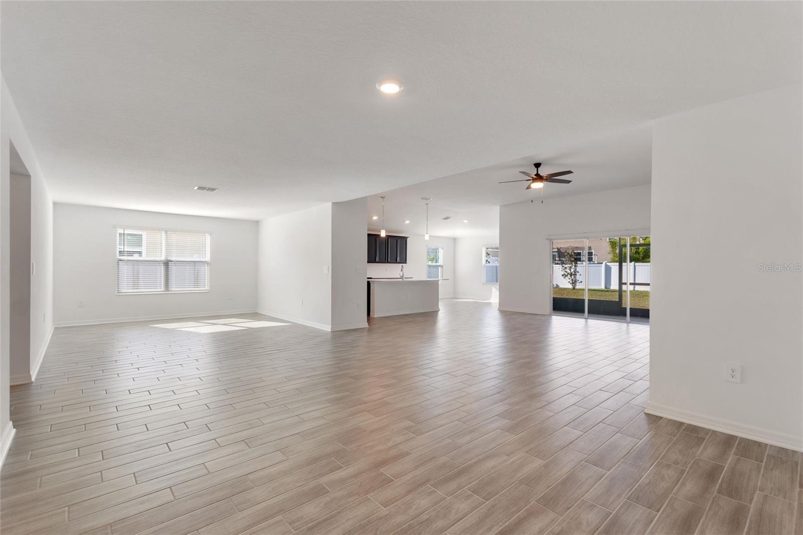 STONEYBROOK HILLSB - Residential Lease