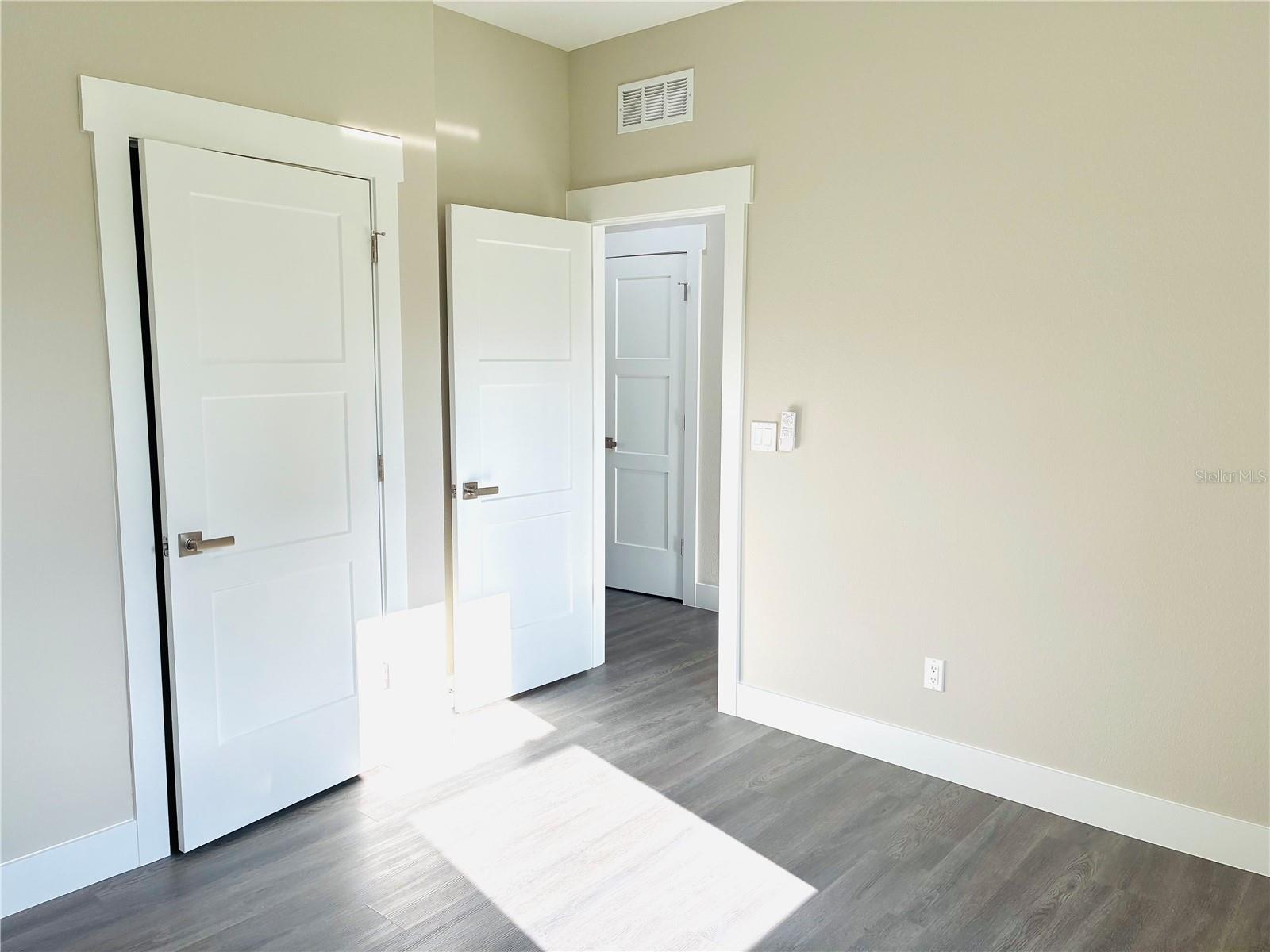 PINE LAKES - Residential Lease