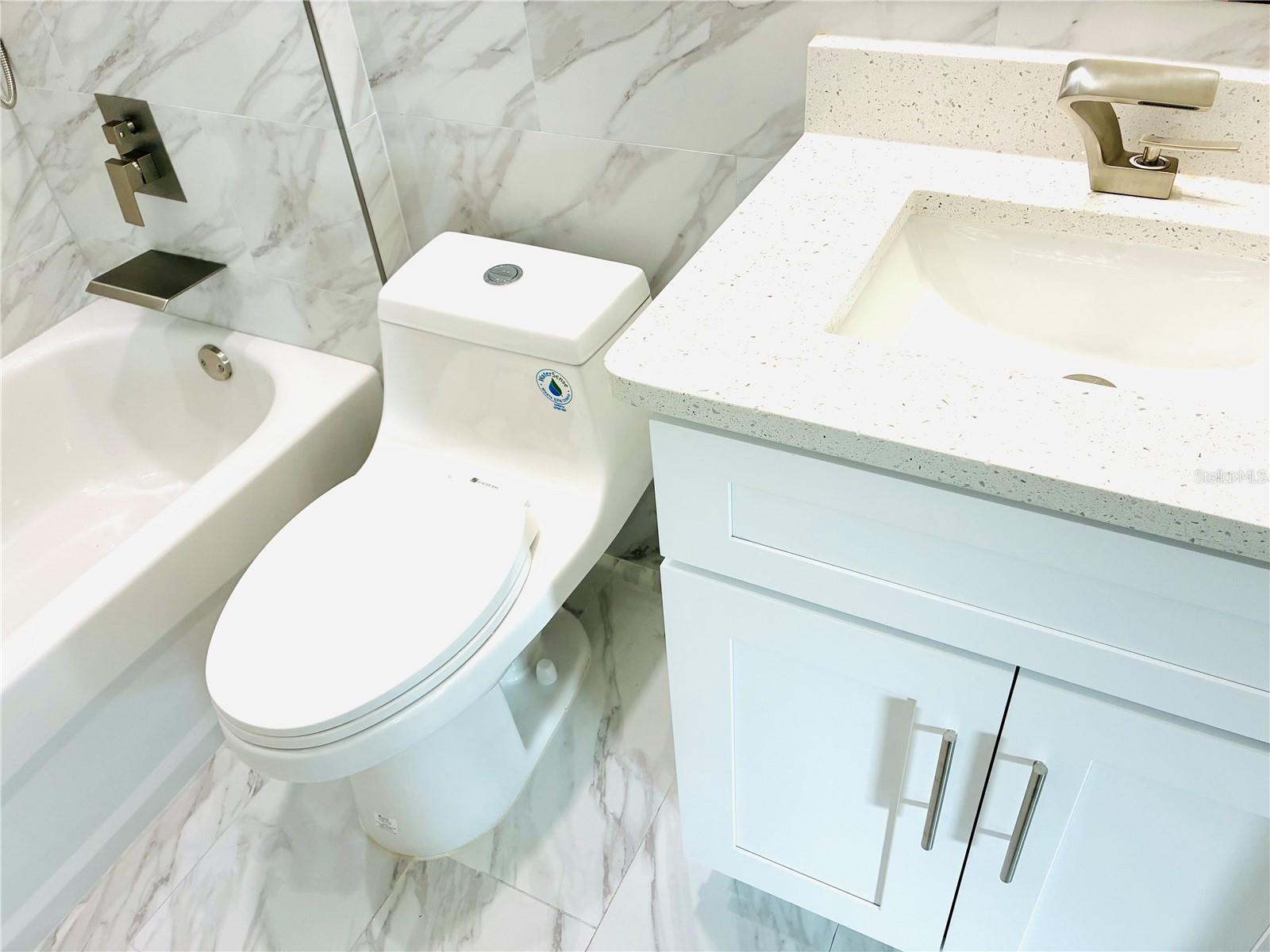 PINE LAKES - Residential Lease