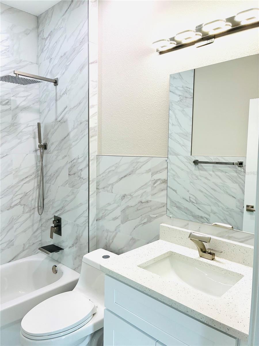 PINE LAKES - Residential Lease