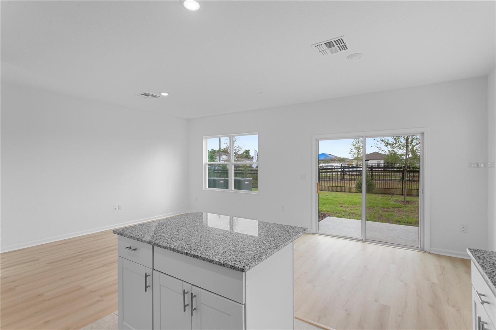 ASHFORD PLACE - Residential Lease