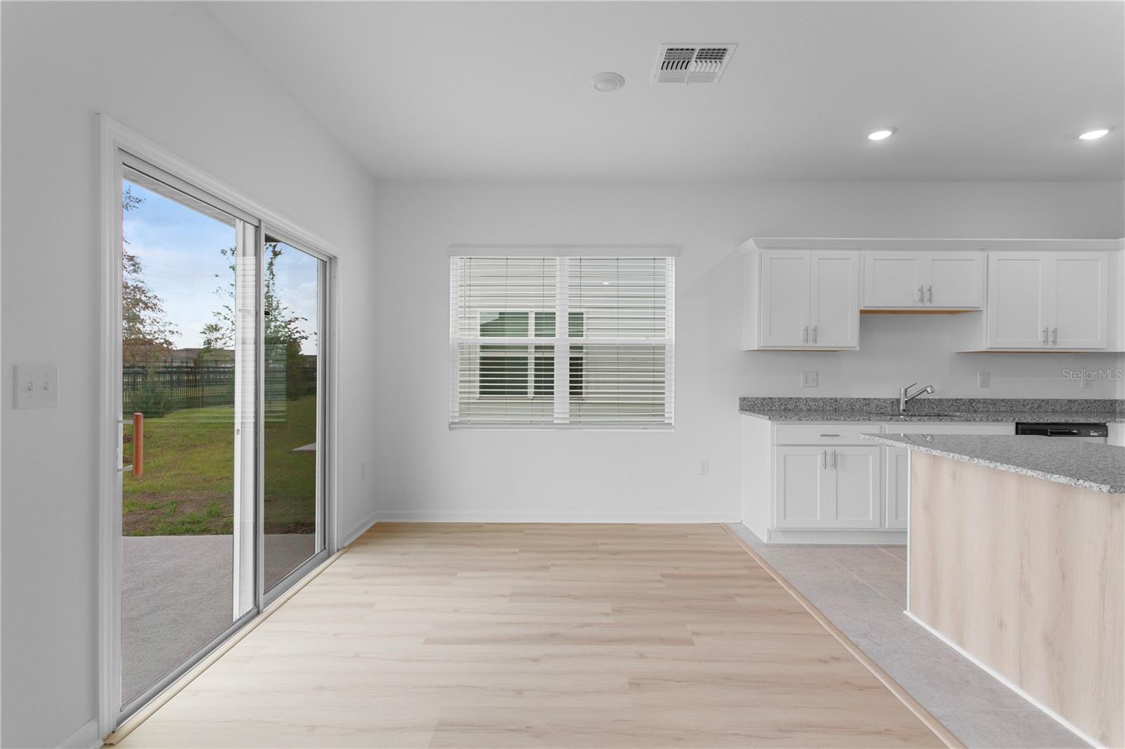 ASHFORD PLACE - Residential Lease