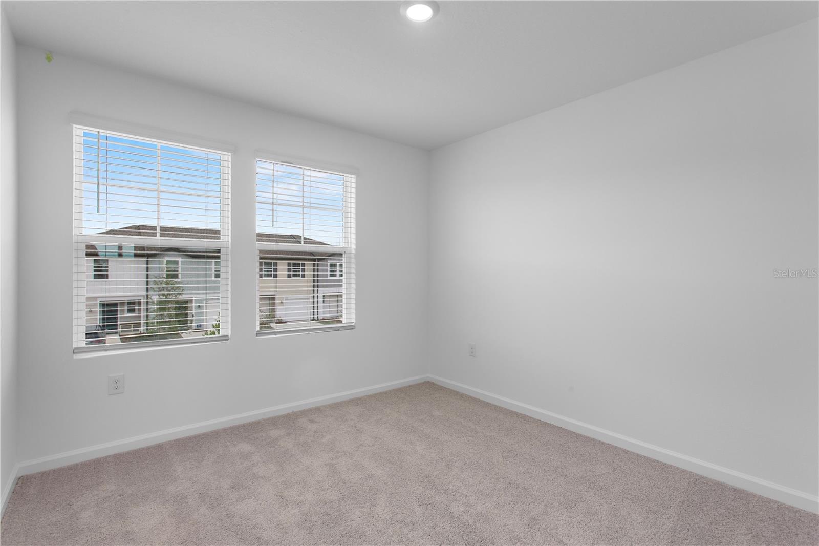 ASHFORD PLACE - Residential Lease