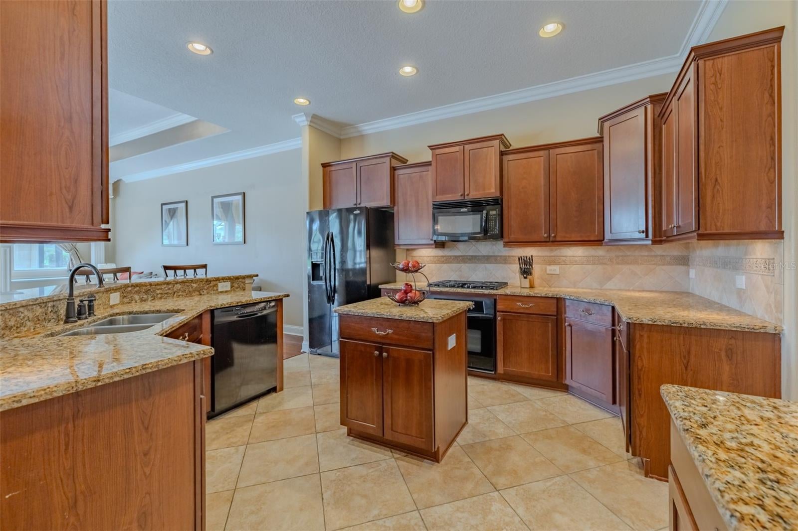 8016 CYPRESS CROSSING COURT