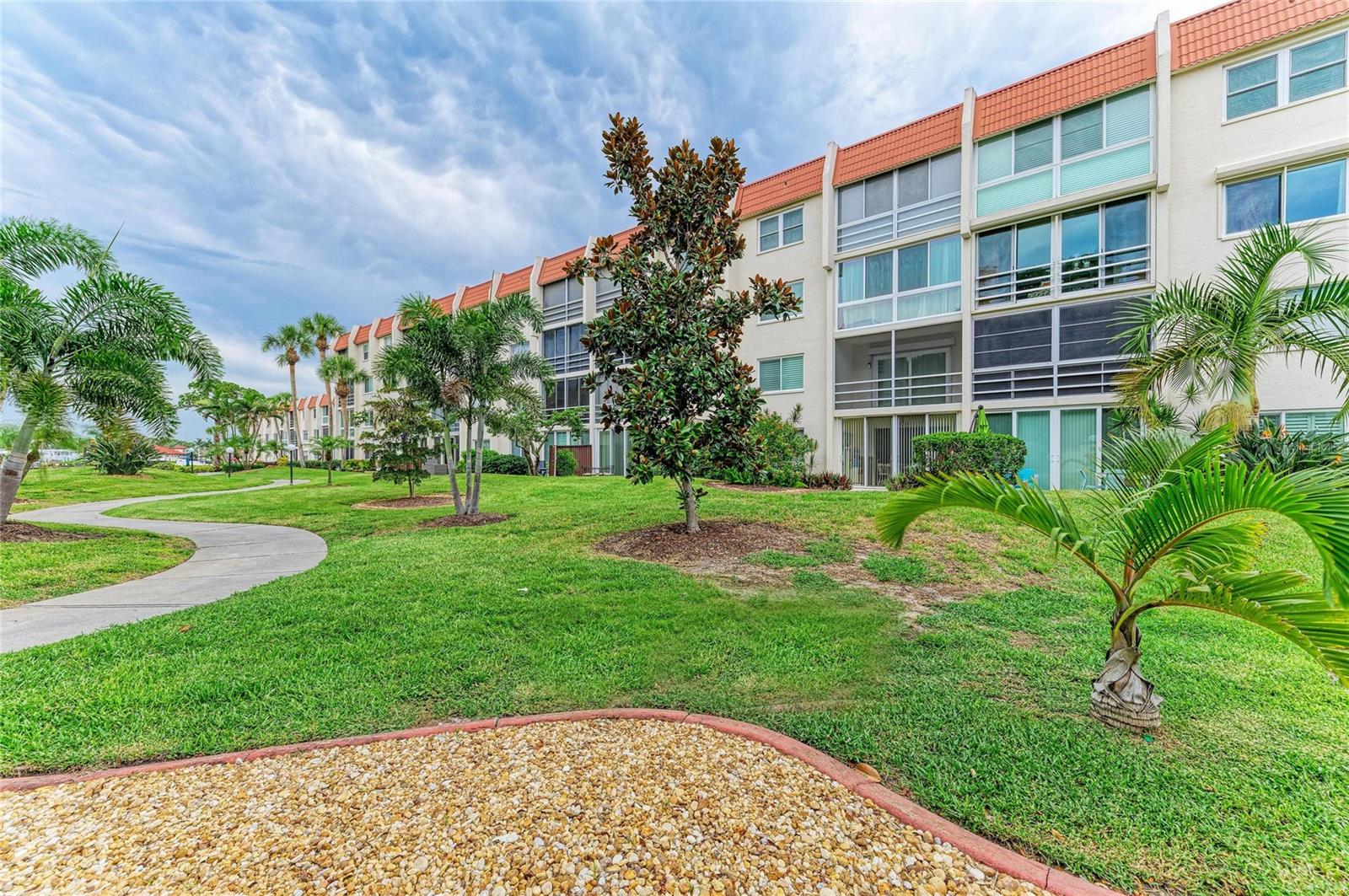 220 SANTA MARIA STREET 338